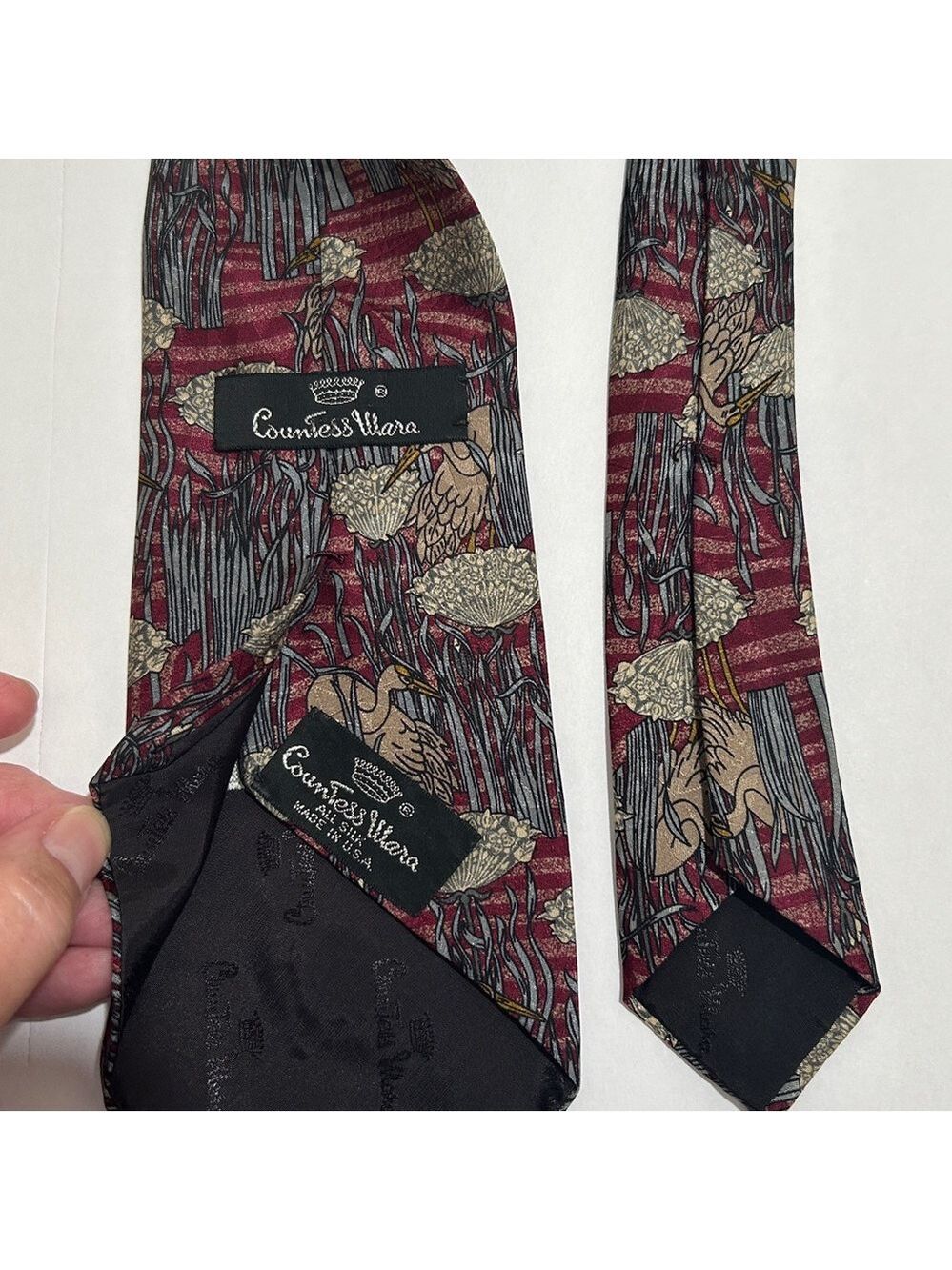 Countess Mara Paisley and Abstract Patterned Ties Set of 2. - Picture 7 of 10